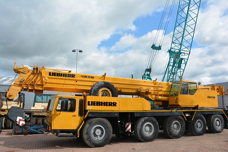 Liebherr LTM 1120-1