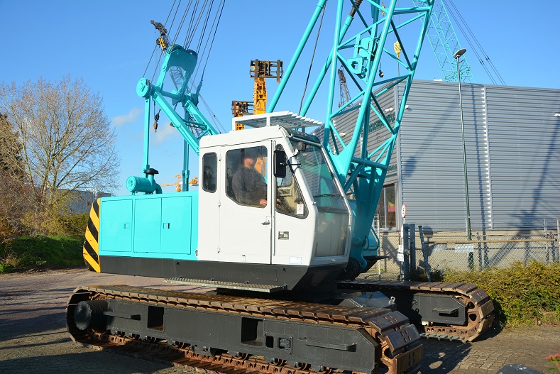 Kobelco 7035